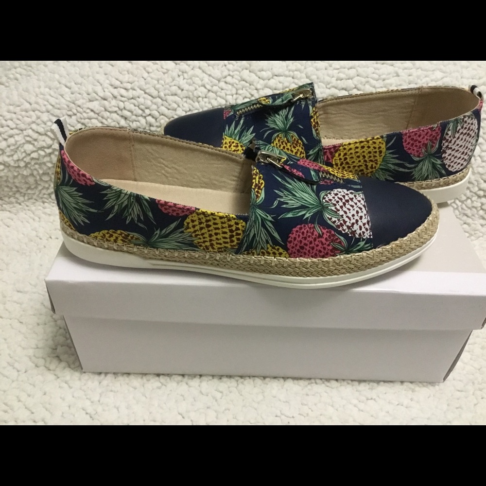 Anne Klein Floral Espadrilles - Picture 4 of 14
